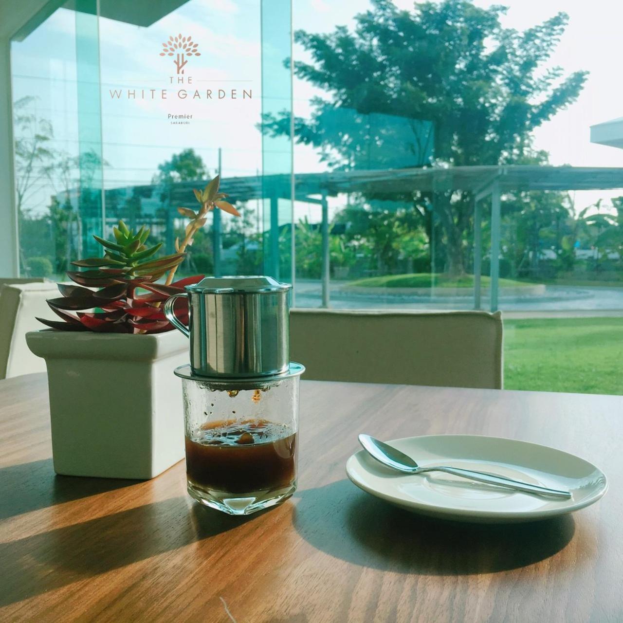 The White Garden Premier Saraburi Hotell Ban Dao Ruang  Exteriör bild