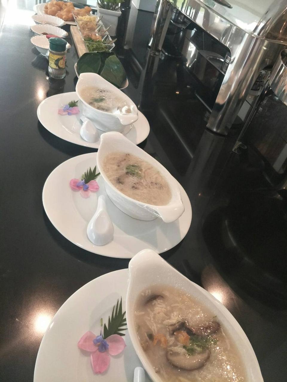 The White Garden Premier Saraburi Hotell Ban Dao Ruang  Exteriör bild