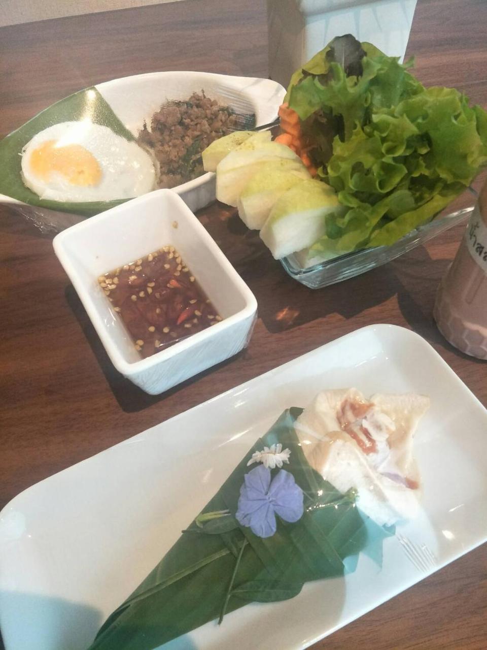 The White Garden Premier Saraburi Hotell Ban Dao Ruang  Exteriör bild
