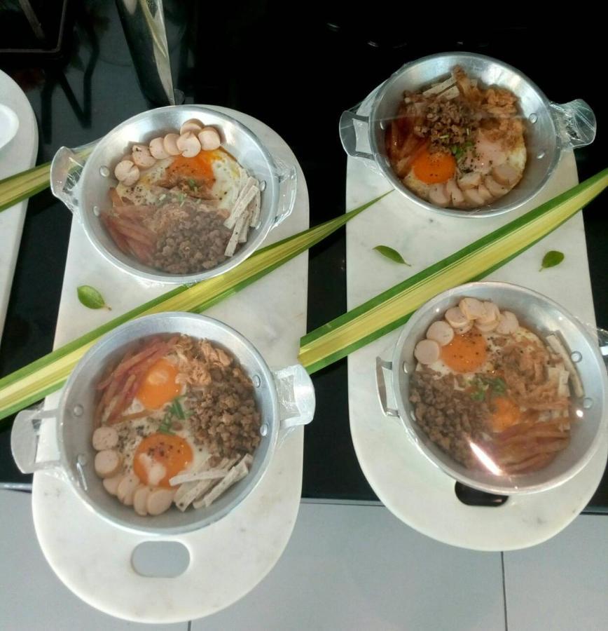 The White Garden Premier Saraburi Hotell Ban Dao Ruang  Exteriör bild